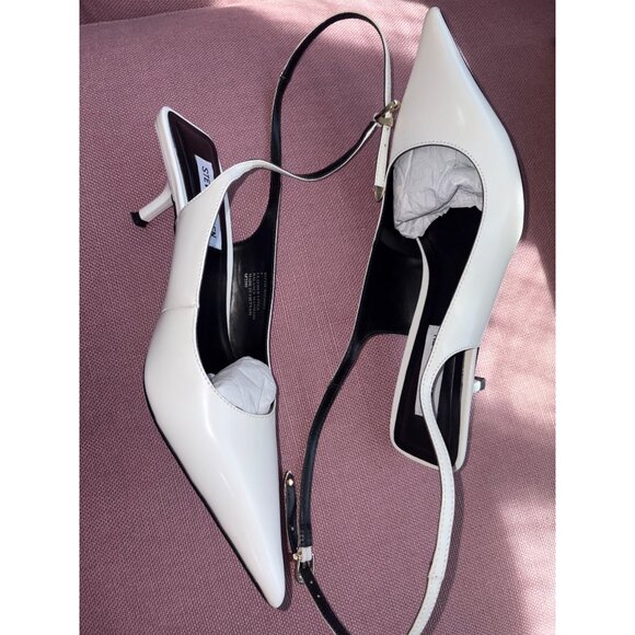 Steve Madden Rizzie Low Heels in White 8 With Box Womens Pumps - Picture 9 of 10